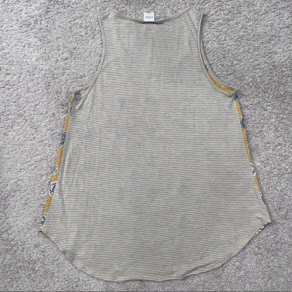 Stitch Fix tank - Kaileigh size medium - Picture 2 of 5